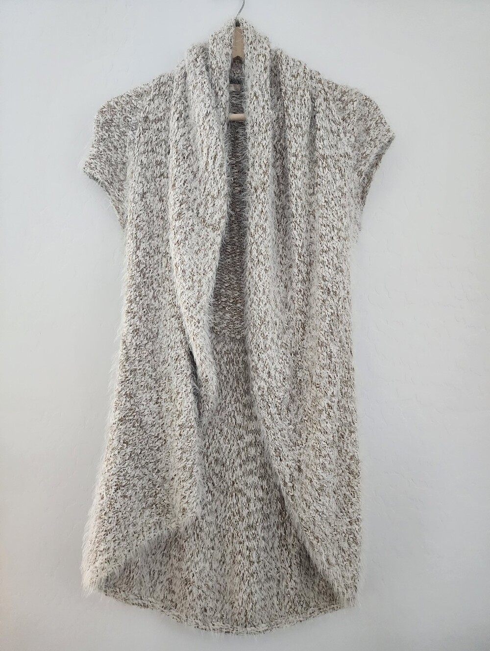 Alter'd State Cozy Open-Front Knit Cardigan Vest - Cream/Gray, Flattering Cut, S